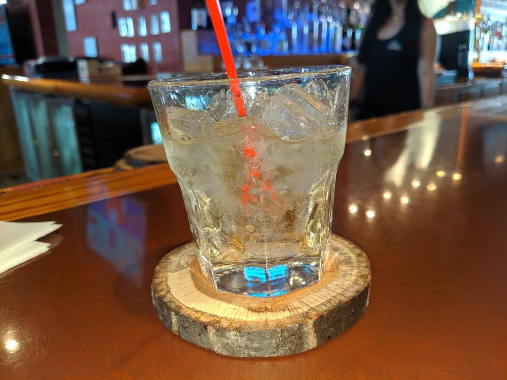 Ponemah Lakeside Lodge | restaurant | 3482 W Silver Lake Rd, Fenton, MI 48430, USA | 8103548200 OR +1 810-354-8200