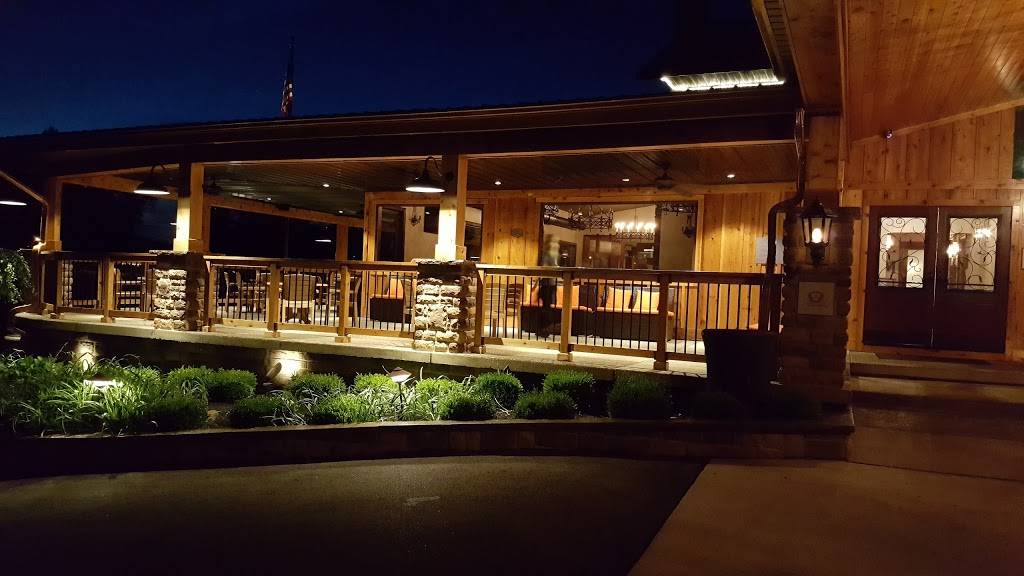 The Trout Club | restaurant | 2250 Horns Hill Rd NE, Newark, OH 43055, USA | 7403662770 OR +1 740-366-2770