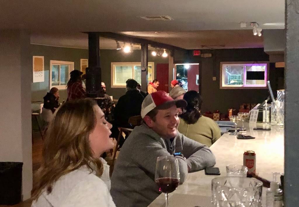 The Post: Beer and Wine Garden | restaurant | 6417 N Main St, Houston, TX 77009, USA | 7134893723 OR +1 713-489-3723