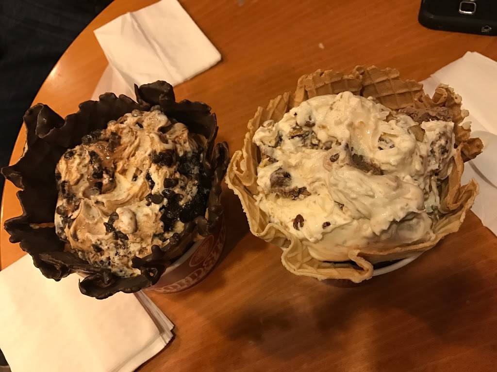 Cold Stone Creamery | bakery | 2341 Richmond Ave, Staten Island, NY 10314, USA | 7189835700 OR +1 718-983-5700