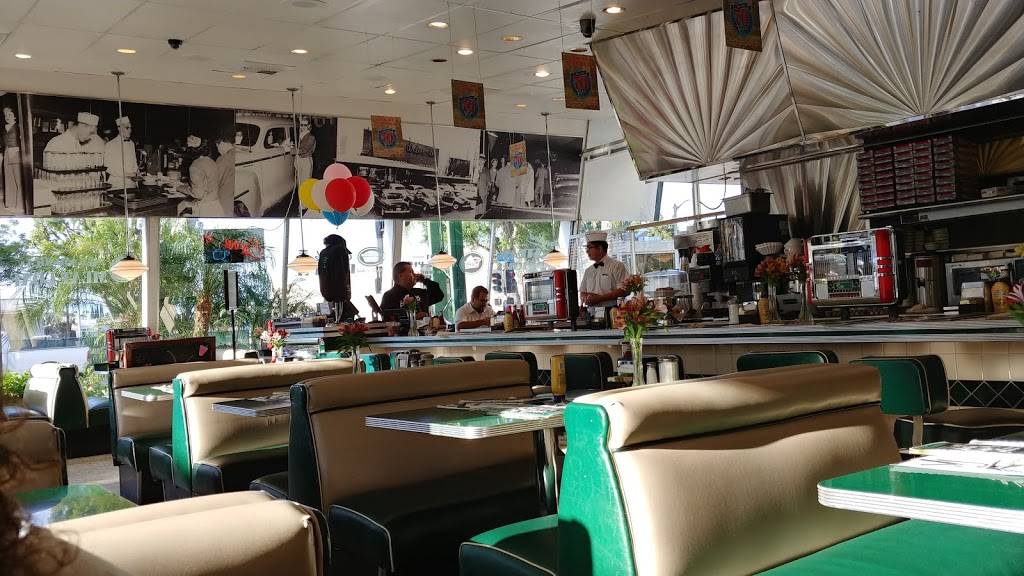 Mels Drive-In | restaurant | 14846 Ventura Blvd, Sherman Oaks, CA 91403, USA | 8189900648 OR +1 818-990-0648