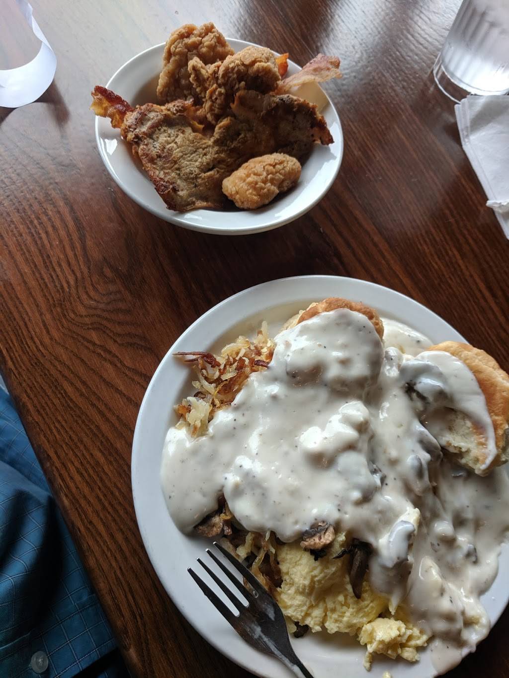 Shoneys - Oak Ridge | meal takeaway | 204 S Illinois Ave, Oak Ridge, TN 37830, USA | 8654831324 OR +1 865-483-1324