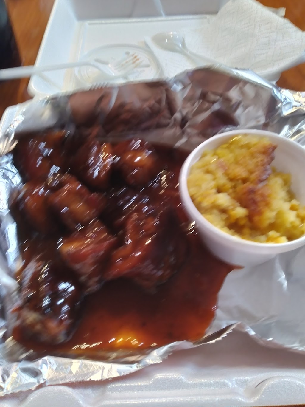 Uncle Jrs BBQ | restaurant | 1429 S 25th St, Terre Haute, IN 47803, USA | 8128149050 OR +1 812-814-9050