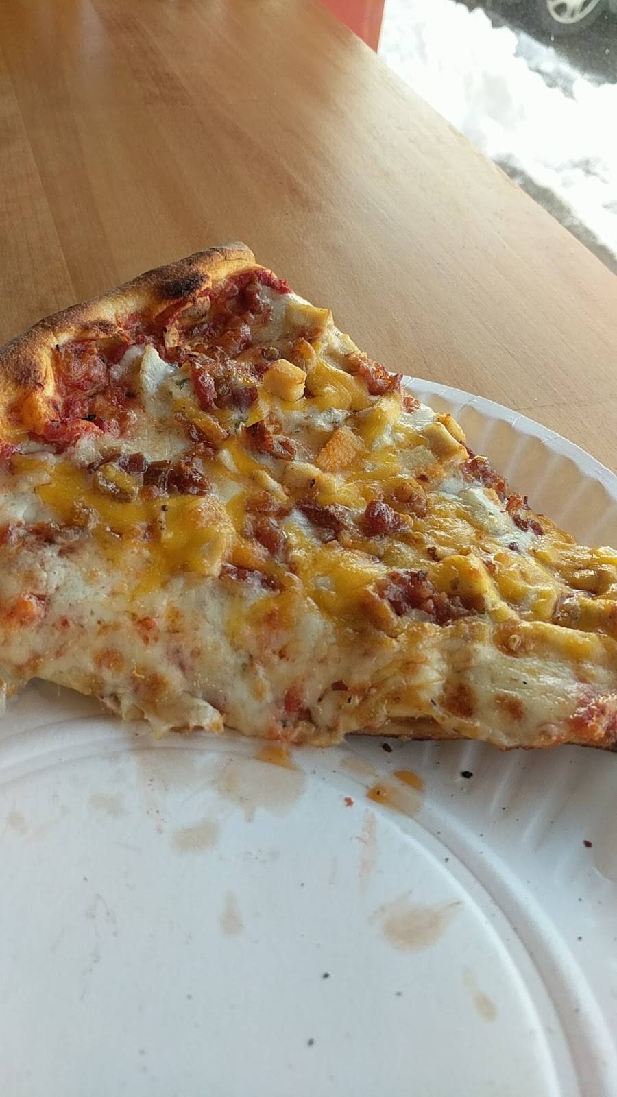 Gino & Joes NY Style Pizza | restaurant | 3701 W Lake Rd, Erie, PA 16505, USA | 8146365089 OR +1 814-636-5089