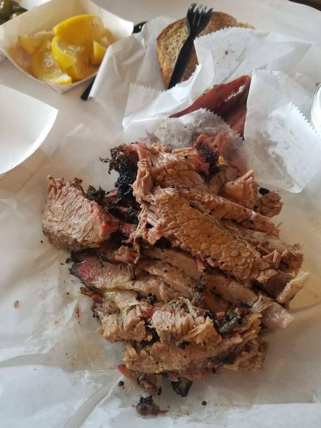 Rudys "Country Store" and Bar-B-Q | restaurant | 14620 Northwest Fwy, Houston, TX 77040, USA | 7134623337 OR +1 713-462-3337