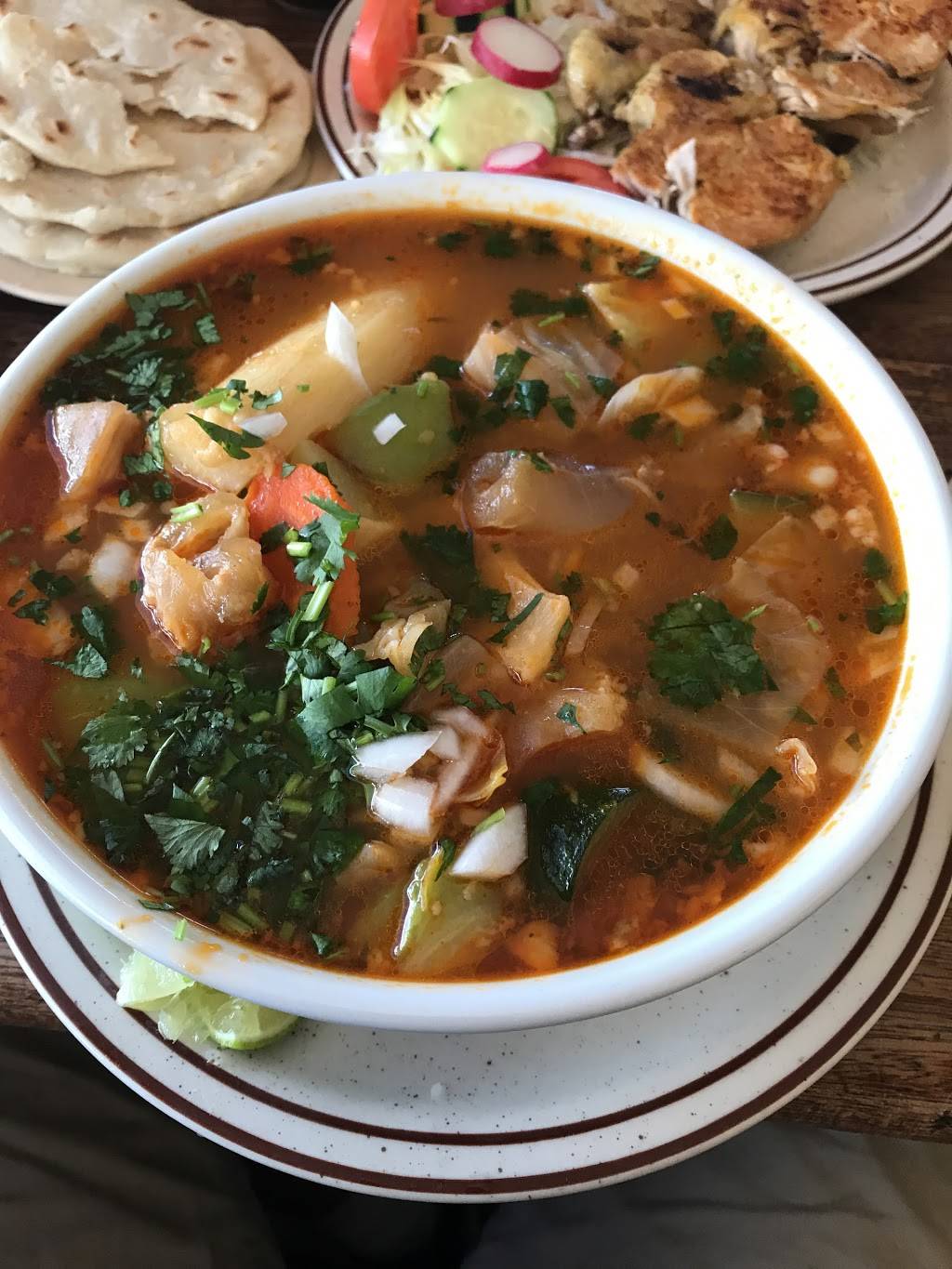 Marias Restaurant | restaurant | 3401 N Figueroa St, Los Angeles, CA 90065, USA | 3232211488 OR +1 323-221-1488