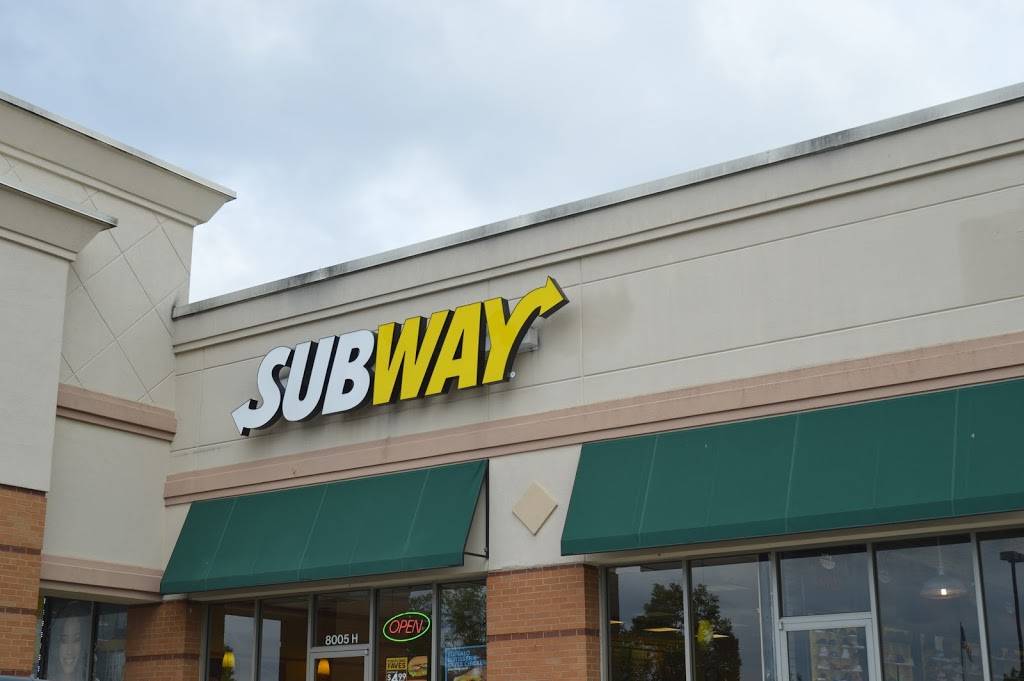 Subway | restaurant | 8005 W Florissant Ave, Jennings, MO 63136, USA | 3143822110 OR +1 314-382-2110