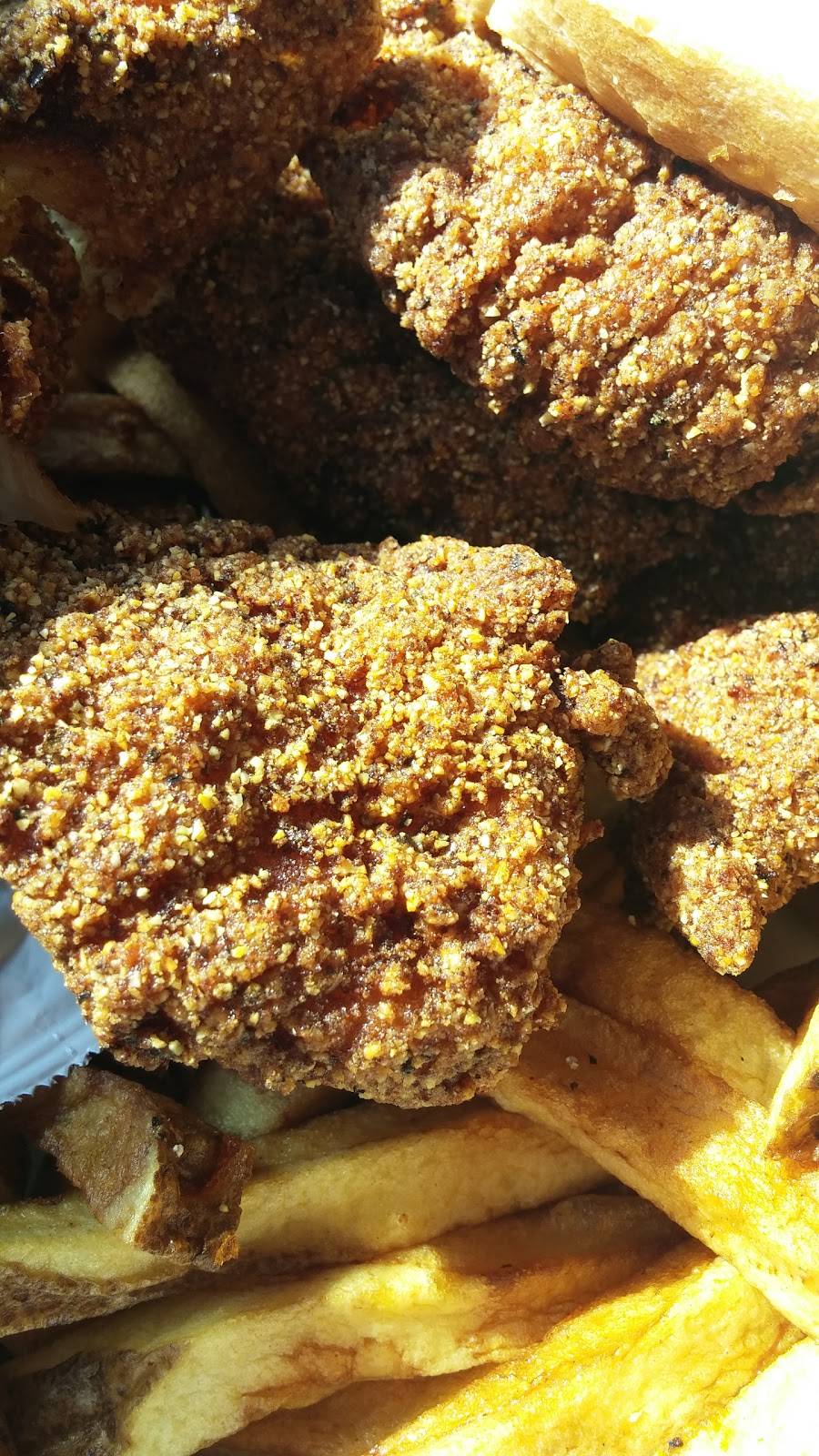 Catfish Connection | restaurant | 2464 W Kiest Blvd, Dallas, TX 75233, USA | 2143377101 OR +1 214-337-7101