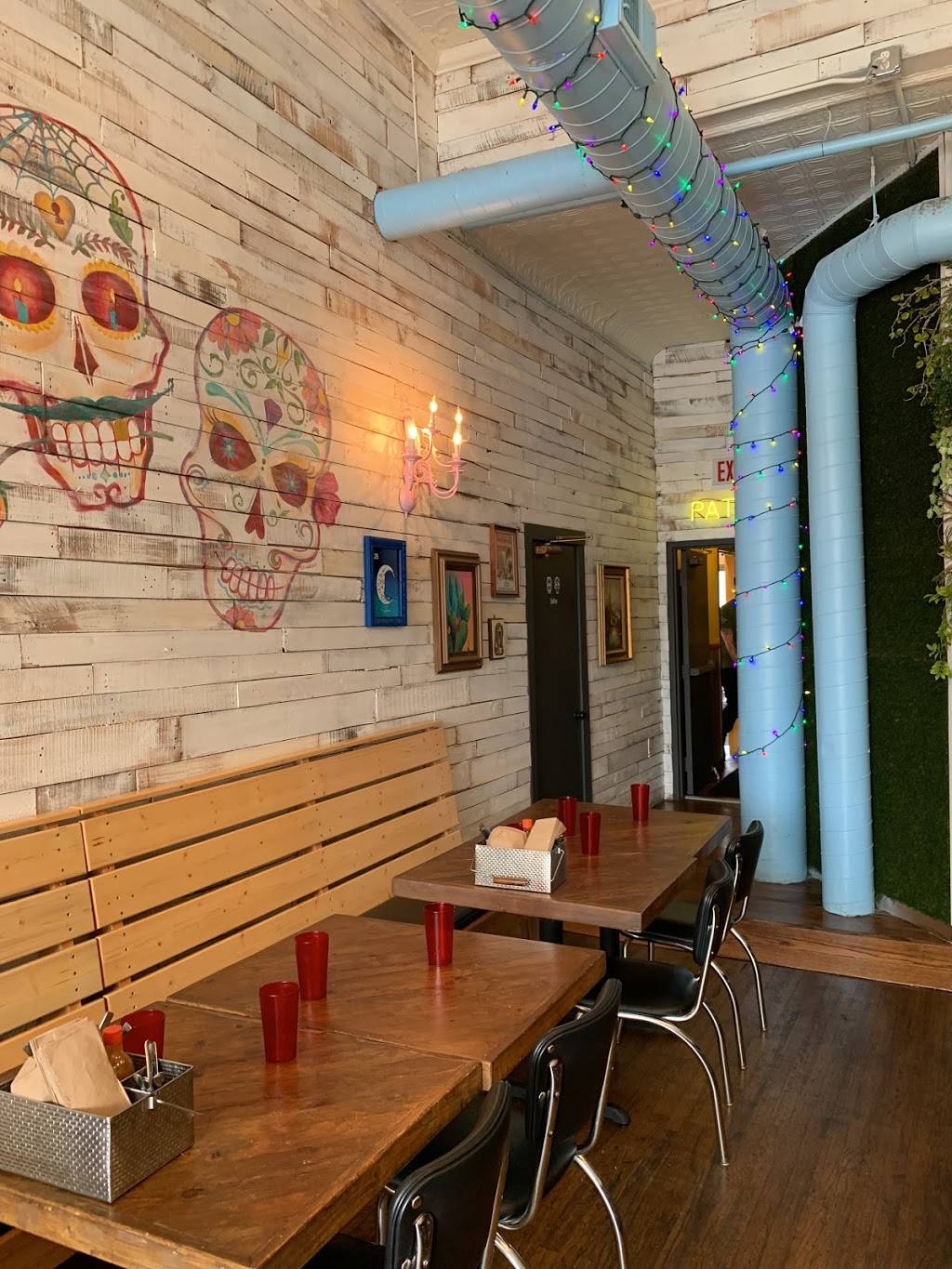 The Gringo | restaurant | 1202 W Grand Ave, Chicago, IL 60642, USA | 3122651655 OR +1 312-265-1655