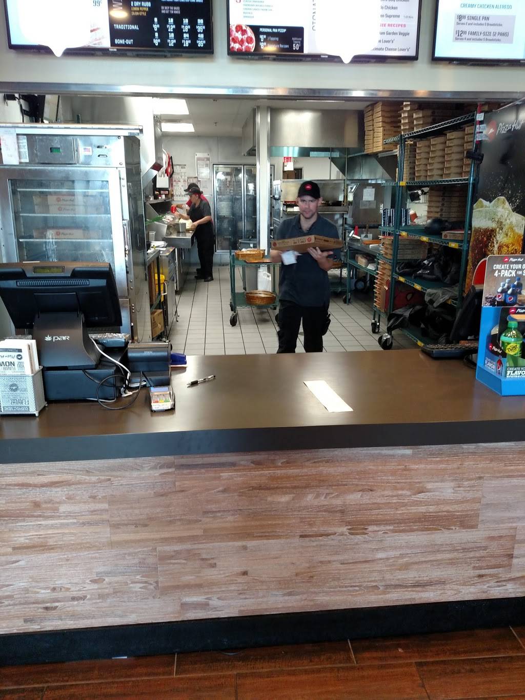 Pizza Hut | restaurant | 6640 South Shore Blvd, League City, TX 77573, USA | 8329050111 OR +1 832-905-0111