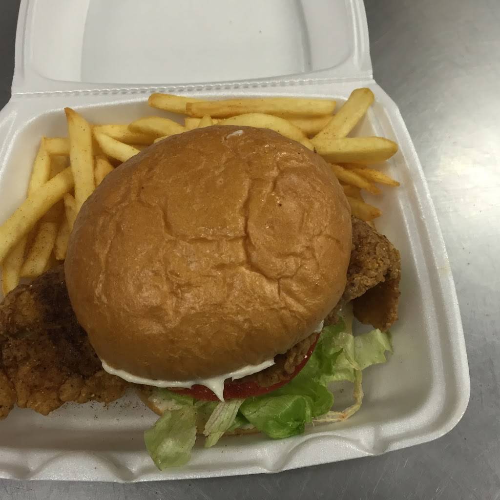 Famous Buffalo Wings & Things | restaurant | 8208 E Colfax Ave, Denver, CO 80220, USA | 3033550098 OR +1 303-355-0098