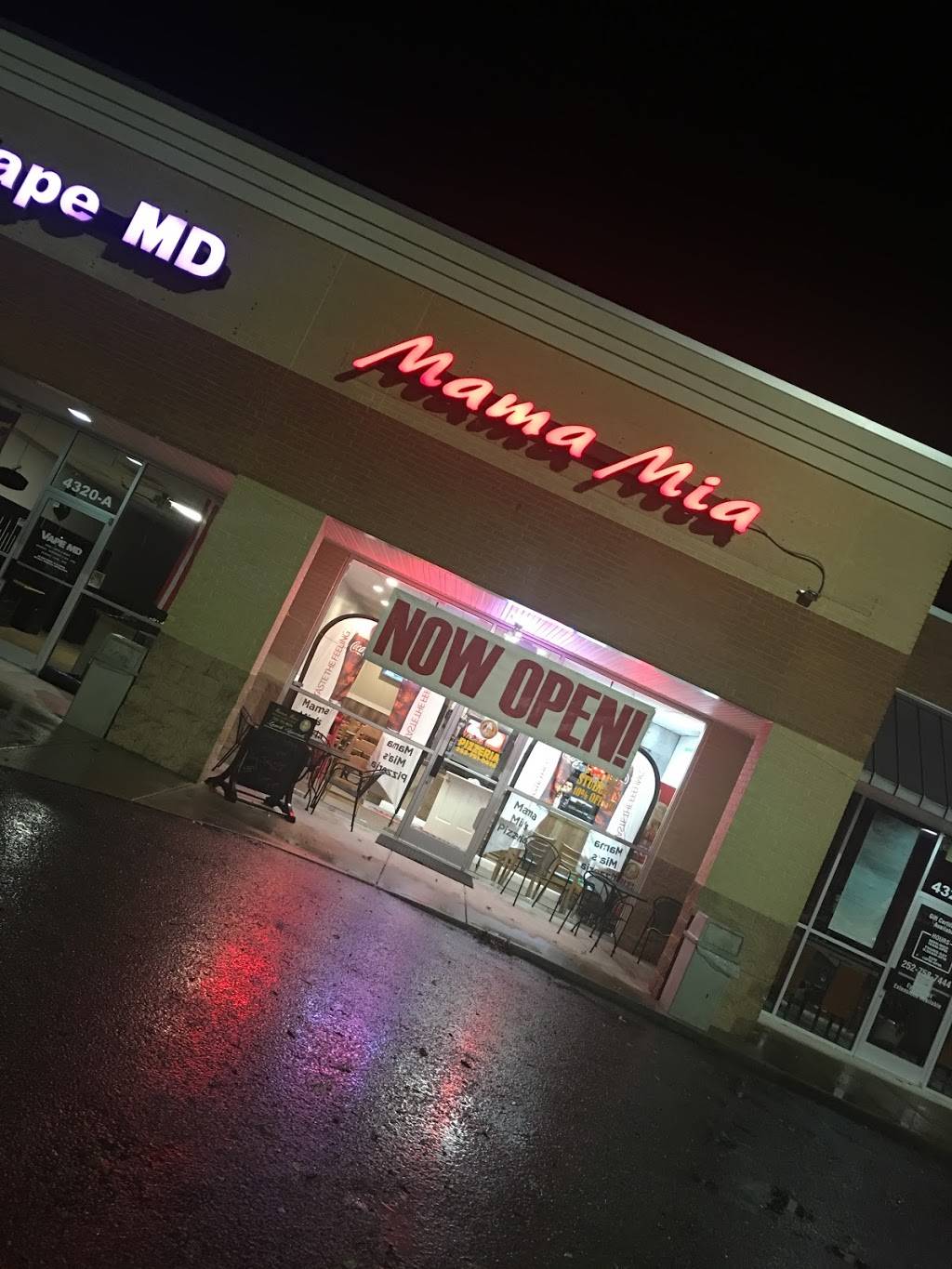 Mama Mias Pizzeria | restaurant | 4320 E 10th St, Greenville, NC 27858, USA | 2527510616 OR +1 252-751-0616