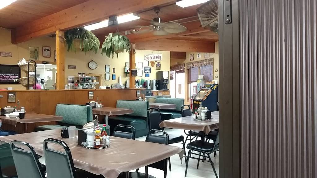 Country Corner Cafe | restaurant | 1225 State Hwy 39, Stockton, MO 65785, USA | 4172765411 OR +1 417-276-5411