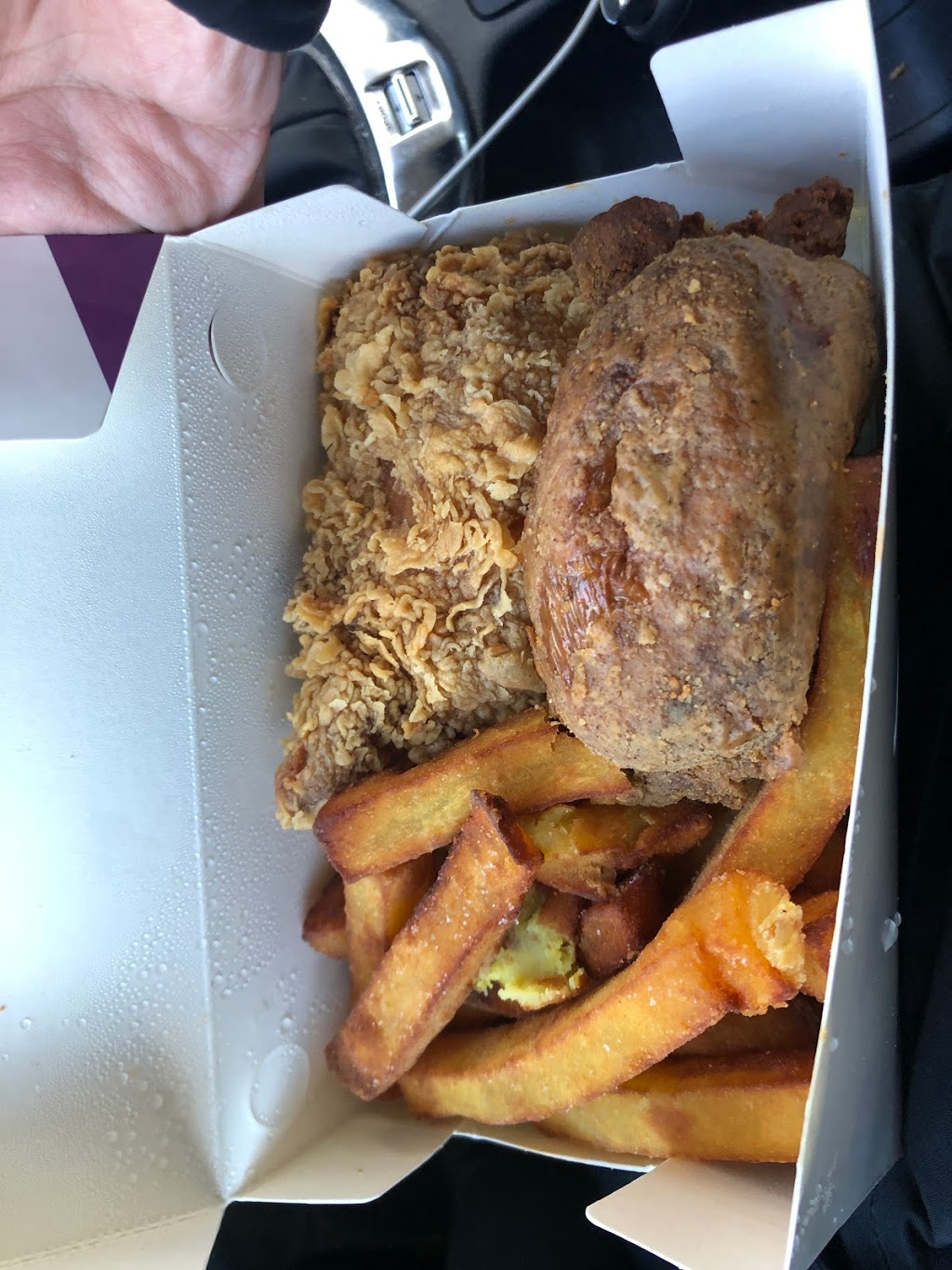 TKK Fried Chicken | restaurant | 3113 St Paul St, Baltimore, MD 21218, USA | 4434497297 OR +1 443-449-7297