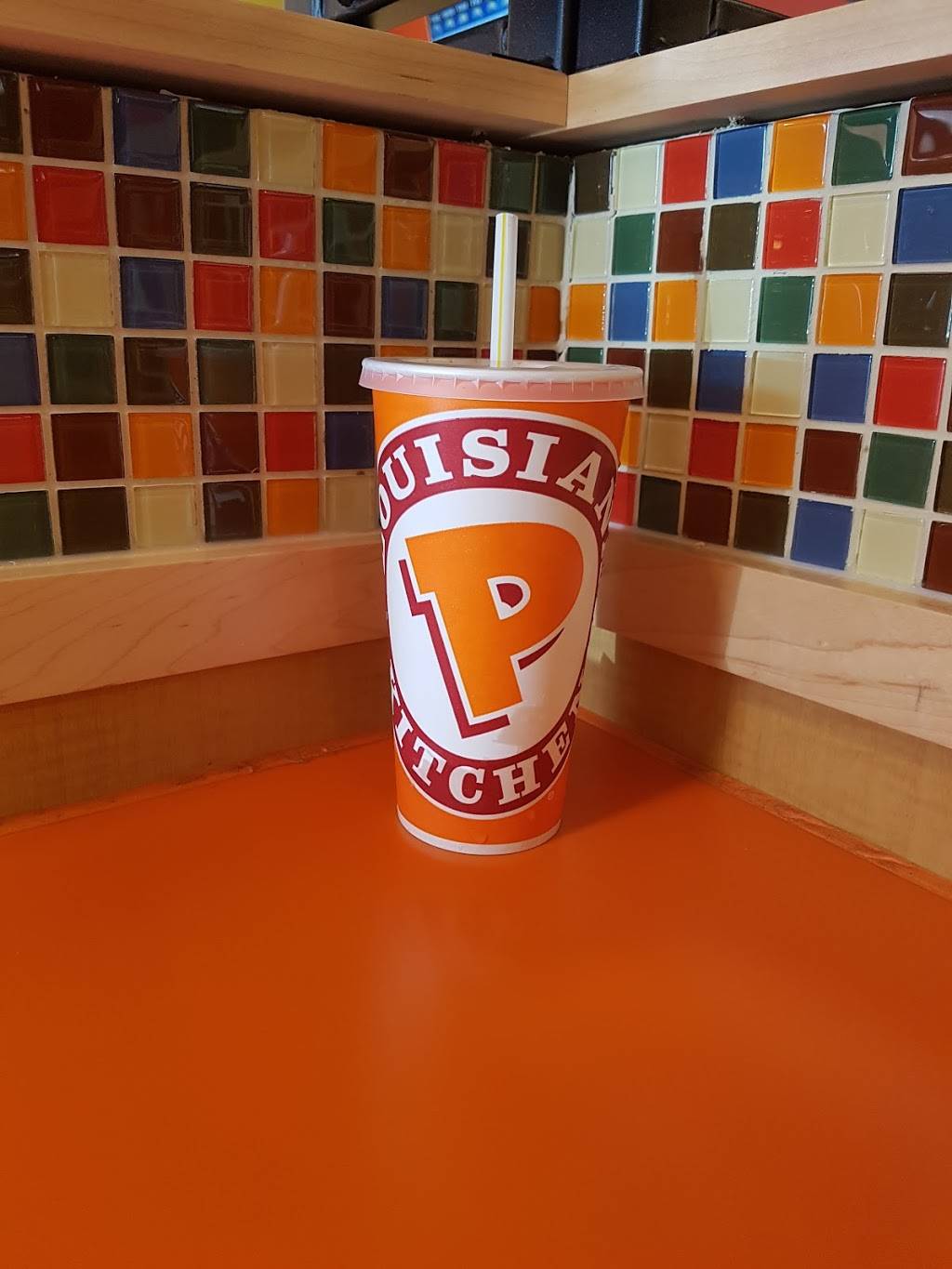 Popeyes® Louisiana Kitchen | restaurant | 709 Dundas St, Woodstock, ON N4S 6Z2, Canada | 5194213500 OR +1 519-421-3500