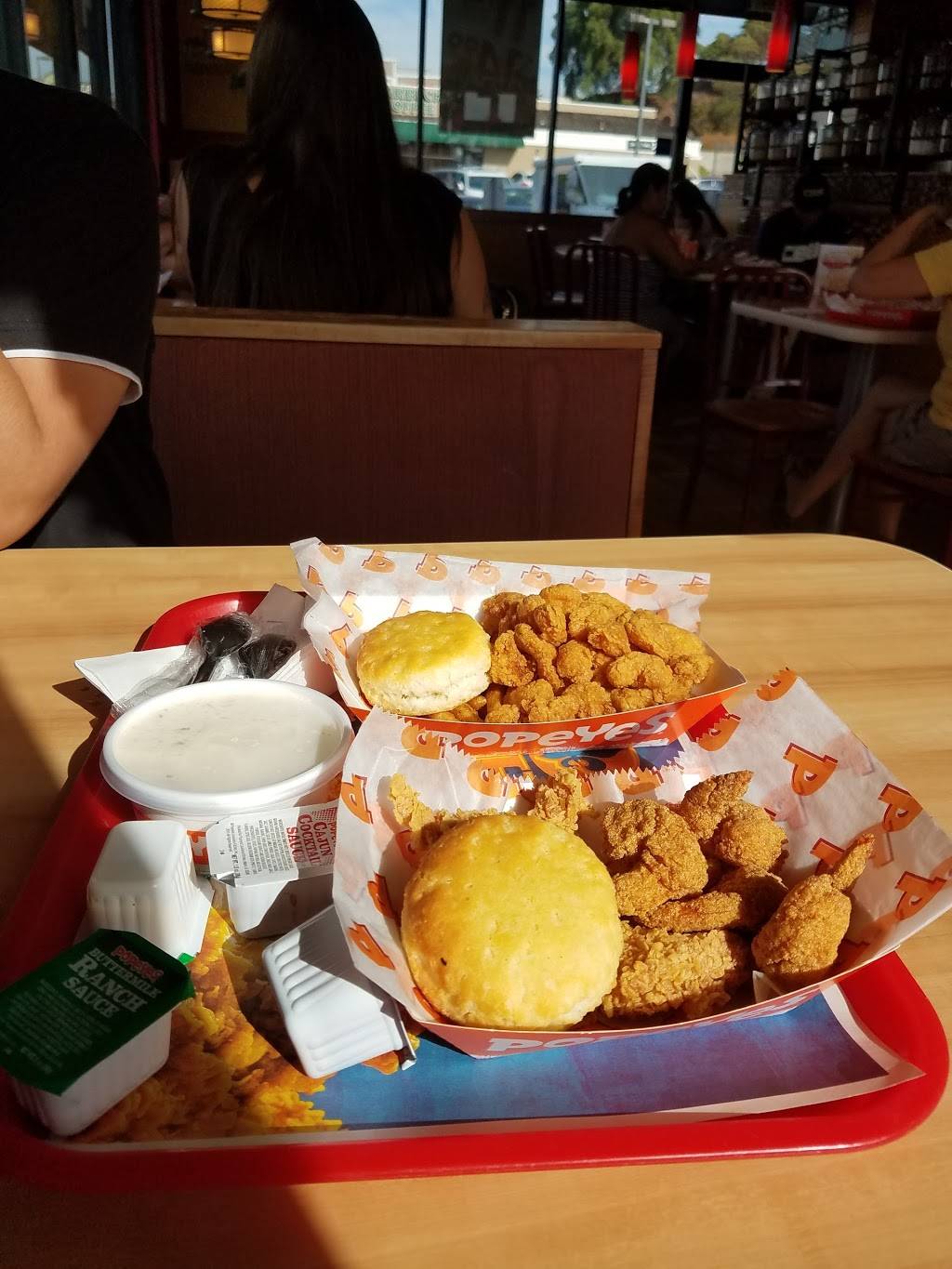 Popeyes Louisiana Kitchen | restaurant | 2210 E Plaza Blvd, National City, CA 91950, USA | 6194703002 OR +1 619-470-3002