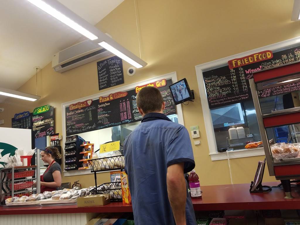 Lows Store | restaurant | 40 Long Plains Rd, Buxton, ME 04093, USA | 2077273316 OR +1 207-727-3316