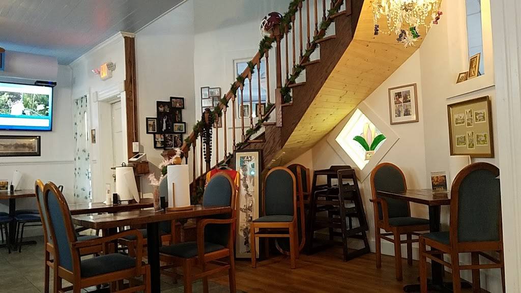 KC Que BBQ | restaurant | 310 E Tarpon Ave, Tarpon Springs, FL 34689, USA | 7277413355 OR +1 727-741-3355