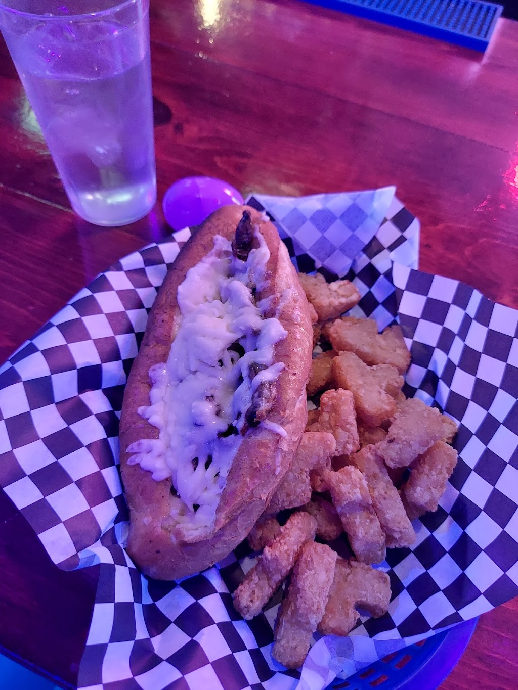 Back to the 80s Cafe & More Las Vegas | restaurant | 4755 S Maryland Pkwy, Las Vegas, NV 89119, USA | 7028957885 OR +1 702-895-7885