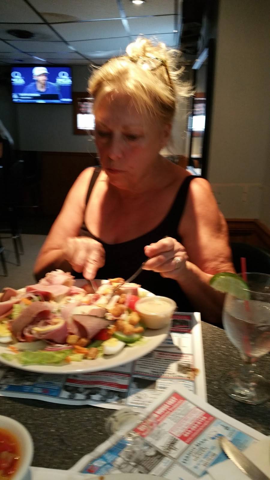 Patricks Bar & Grill | restaurant | 520 Eastern Blvd, Essex, MD 21221, USA | 4107805285 OR +1 410-780-5285