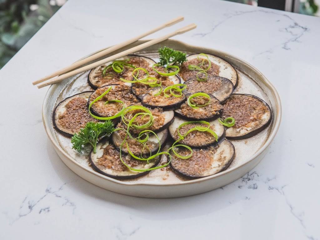 Qi Steam Kitchen | restaurant | 5966 W Olympic Blvd, Los Angeles, CA 90036, USA | 3238799313 OR +1 323-879-9313