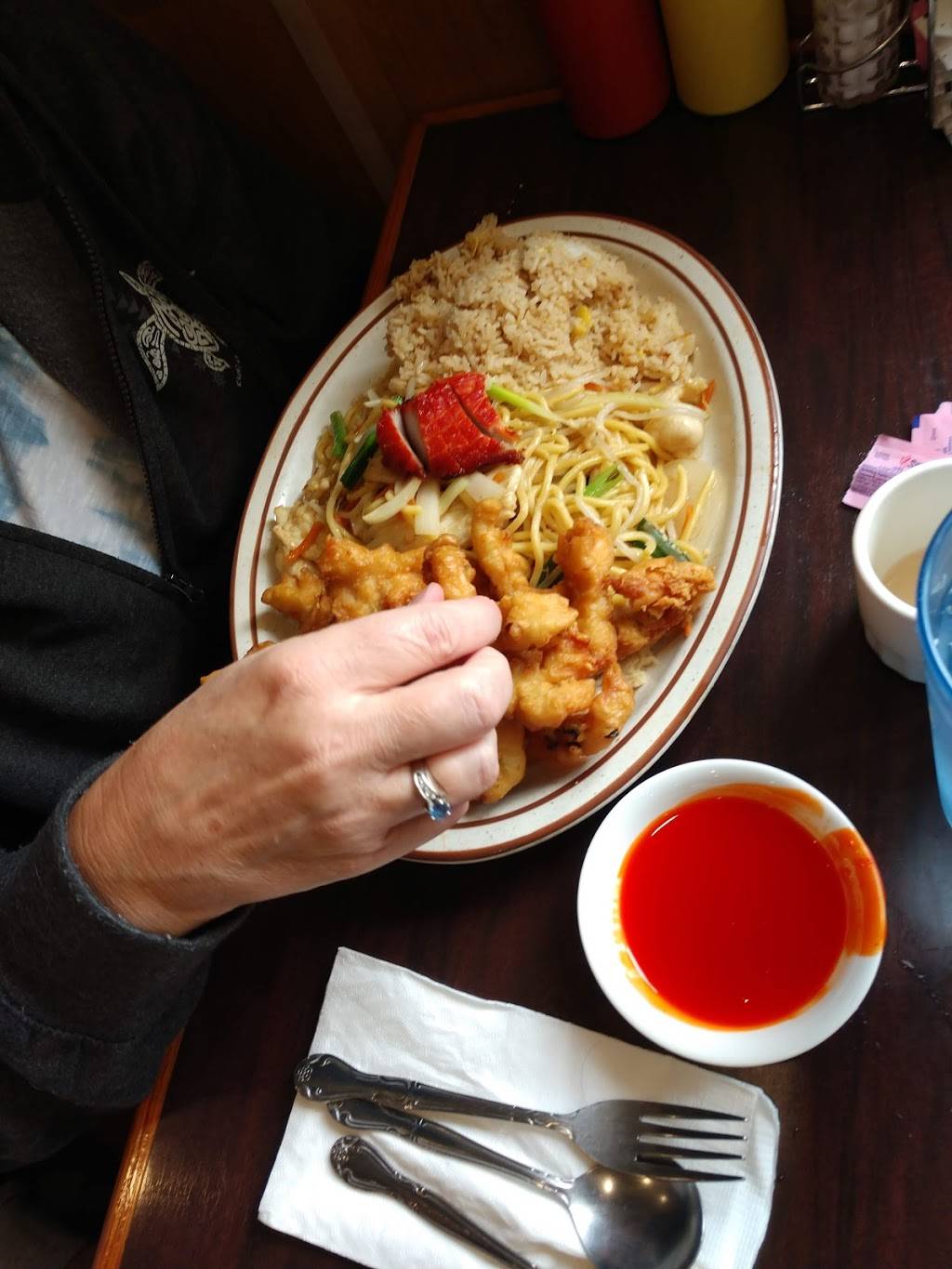 Lok Yaun Restaurant | restaurant | 3000 W 11th Ave, Eugene, OR 97402, USA | 5413457448 OR +1 541-345-7448