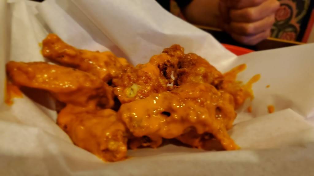 Rosatis Pizza | restaurant | 10989 E Dynamite Blvd # 102, Scottsdale, AZ 85262, USA | 4805132552 OR +1 480-513-2552