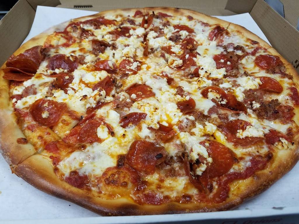 Rossis | restaurant | 325 NH-104, New Hampton, NH 03256, USA | 6037442377 OR +1 603-744-2377