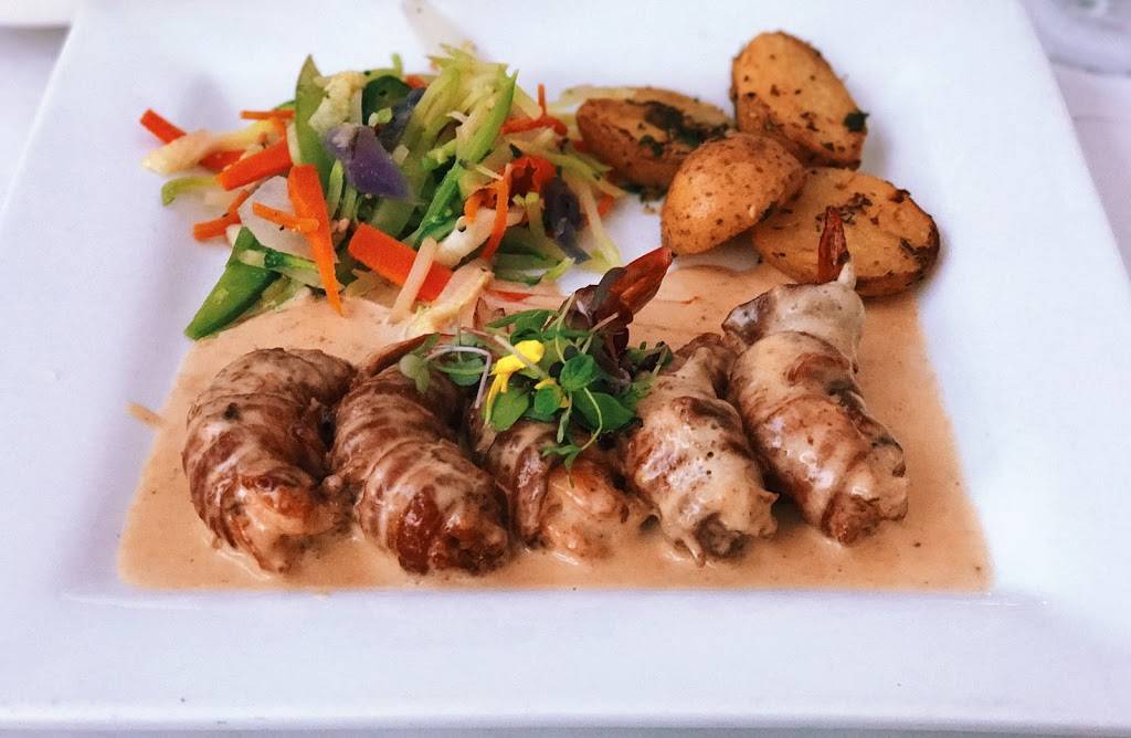 Crown Bistro | restaurant | 520 Orange Ave, Coronado, CA 92118, USA | 6194353678 OR +1 619-435-3678