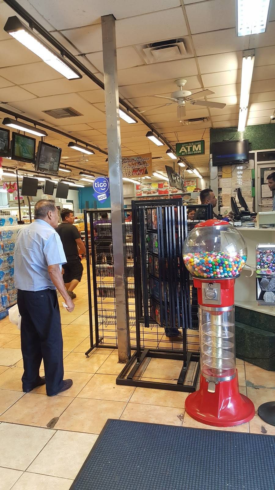 Maxx Foods | restaurant | 4610 Palm Beach Blvd, Fort Myers, FL 33905, USA | 2399890009 OR +1 239-989-0009