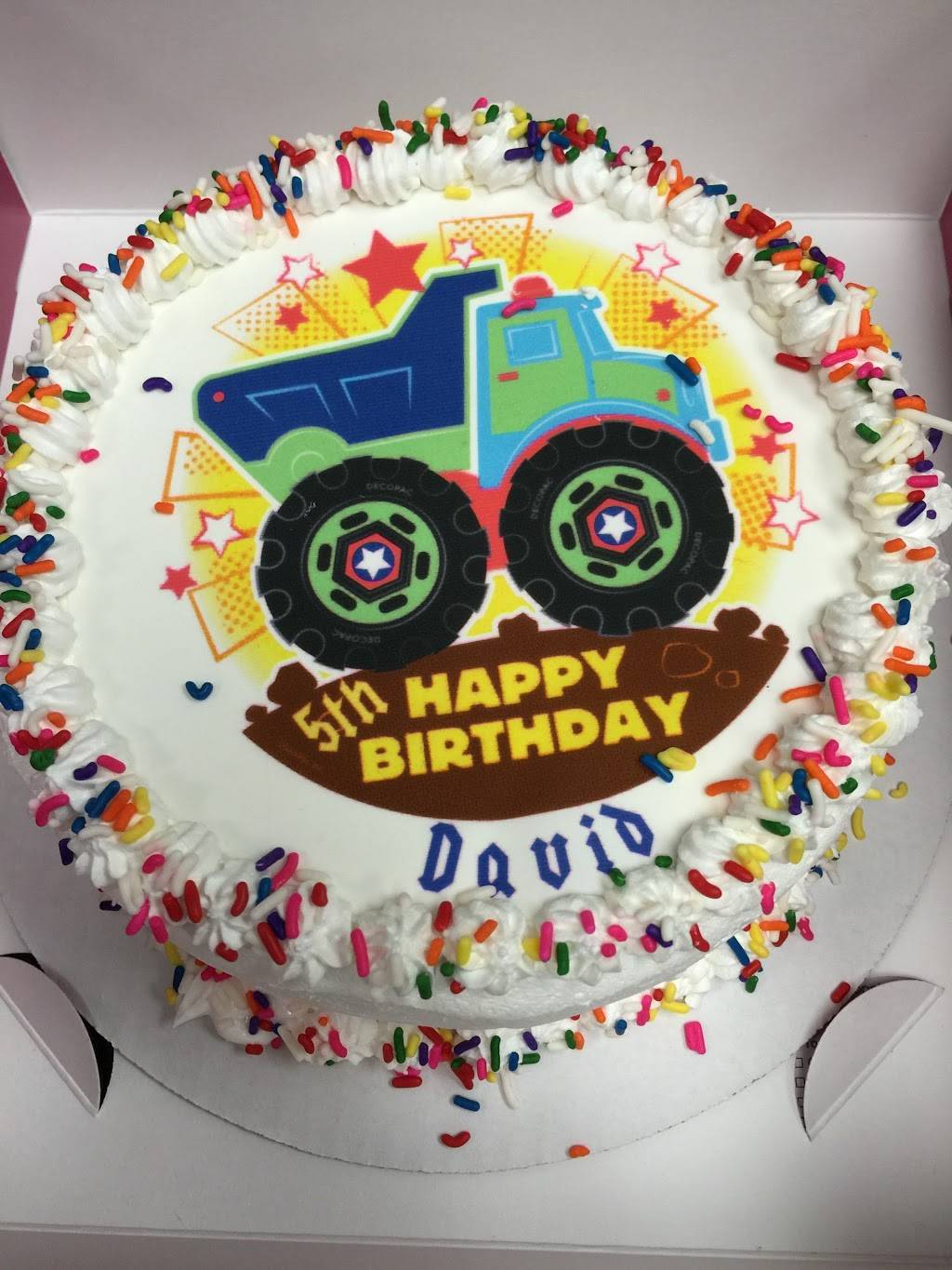 Menchies Frozen Yogurt | bakery | 3555 Johnson Ave, Bronx, NY 10463, USA | 7184322580 OR +1 718-432-2580