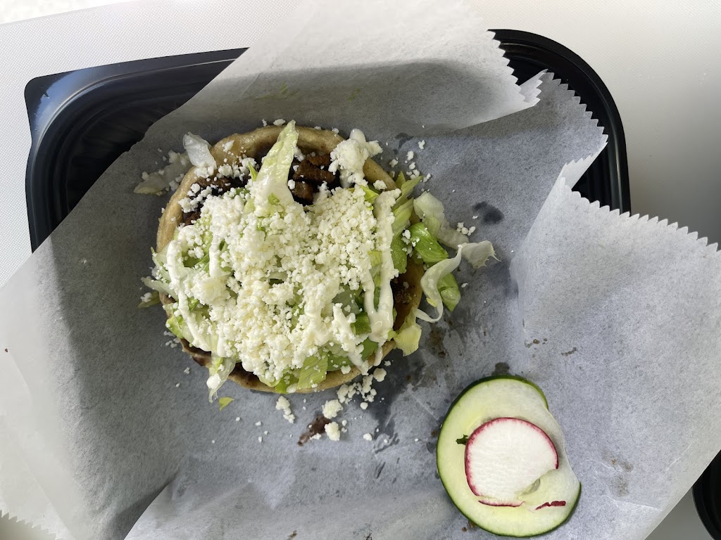 Lili’s kitchen Latin flavor | restaurant | 8201 Pulaski Hwy, Rosedale, MD 21237, USA | 9842426010 OR +1 984-242-6010