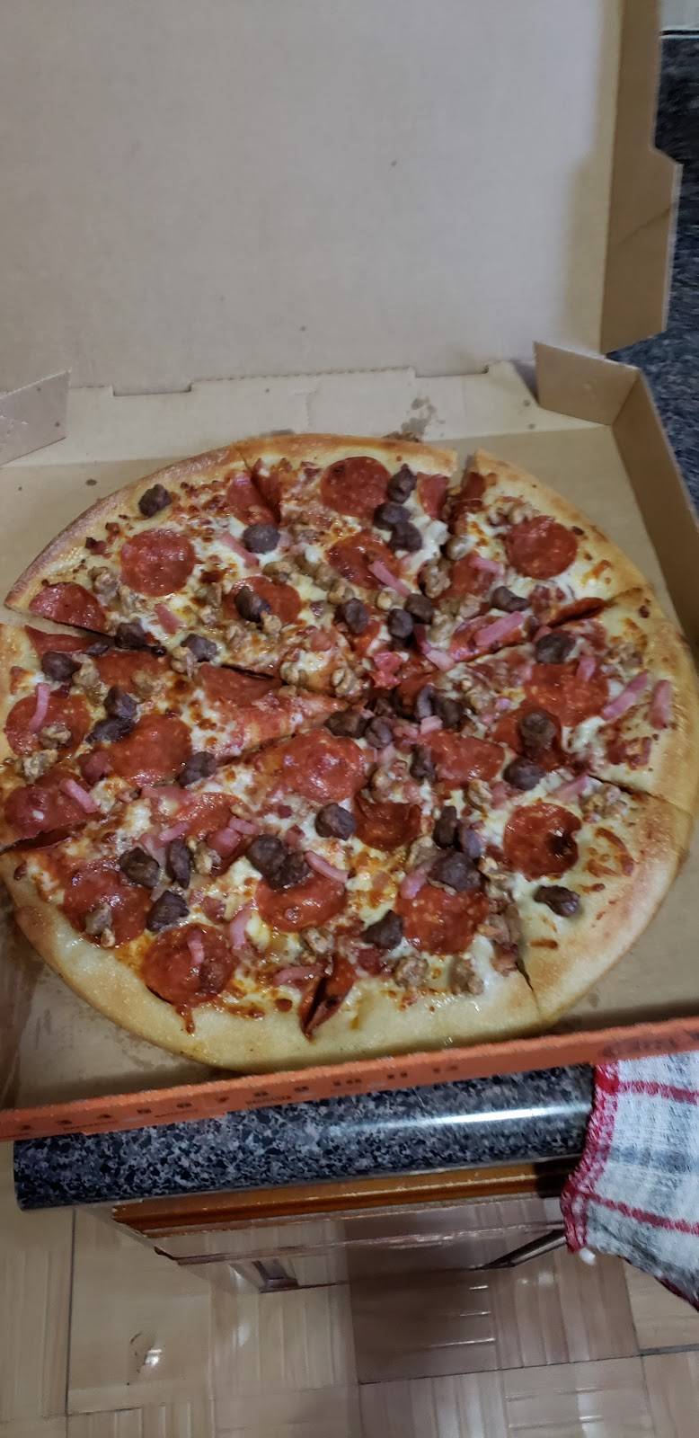 Little Caesars Pizza | meal takeaway | 535 Utica Ave, Brooklyn, NY 11203, USA | 3476632070 OR +1 347-663-2070