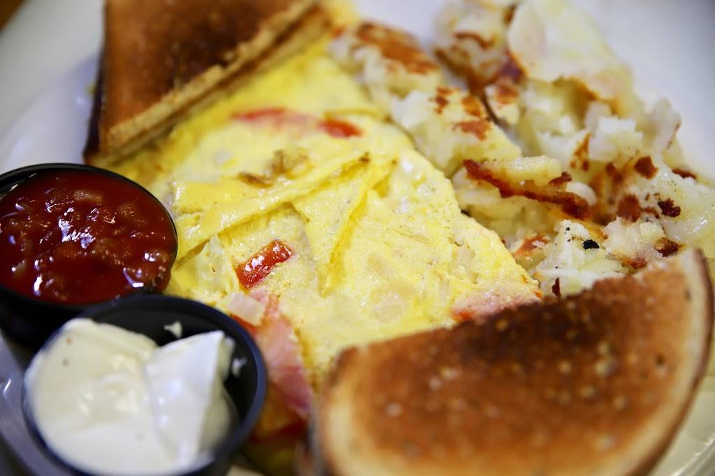 Springfield Diner & Family Restaurant | restaurant | 1955 PA-212, Quakertown, PA 18951, USA | 6103467416 OR +1 610-346-7416