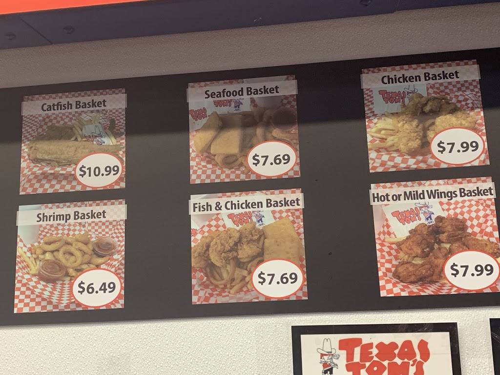 Texas Toms | restaurant | 5018 NE Parvin Rd #2050, Kansas City, MO 64117, USA | 8167016666 OR +1 816-701-6666