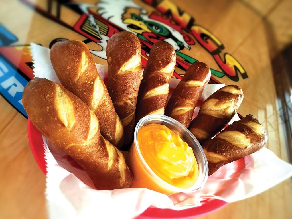 Wings Etc. | restaurant | 113 E Sycamore St, Kokomo, IN 46901, USA | 7654597148 OR +1 765-459-7148