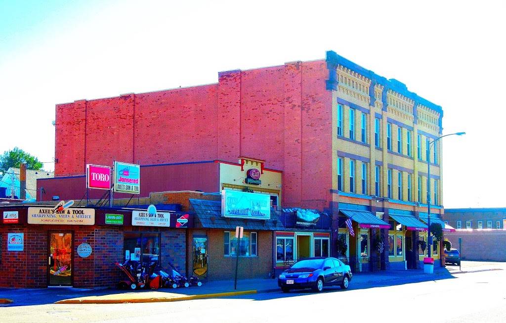 Deep Water Grille | restaurant | 808 Main St W, Ashland, WI 54806, USA | 7156824200 OR +1 715-682-4200