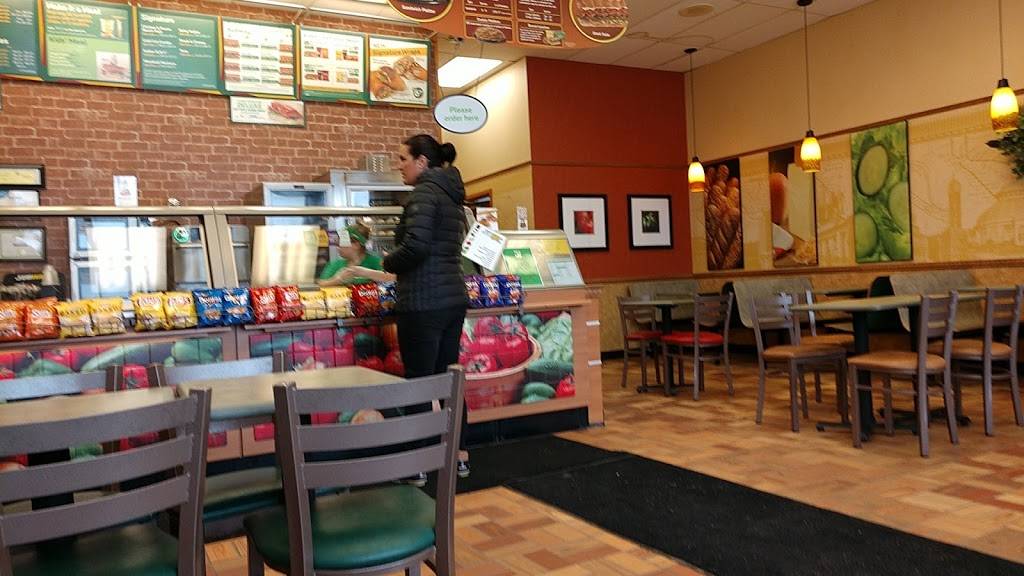 Subway | restaurant | 1127 U.S. 31 N, Petoskey, MI 49770, USA | 2313483838 OR +1 231-348-3838