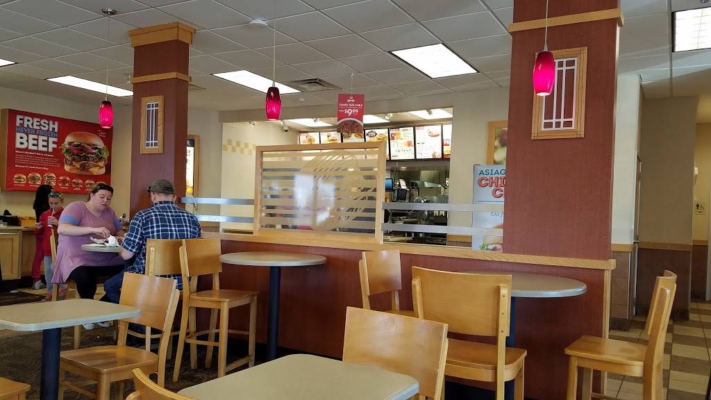 Wendys | restaurant | 6204 N Illinois St, Fairview Heights, IL 62208, USA | 6186286984 OR +1 618-628-6984