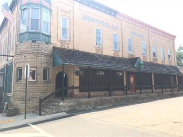 T & D Bar & Grill | night club | 149 N Main St, Monticello, WI 53570, USA | 6089384555 OR +1 608-938-4555