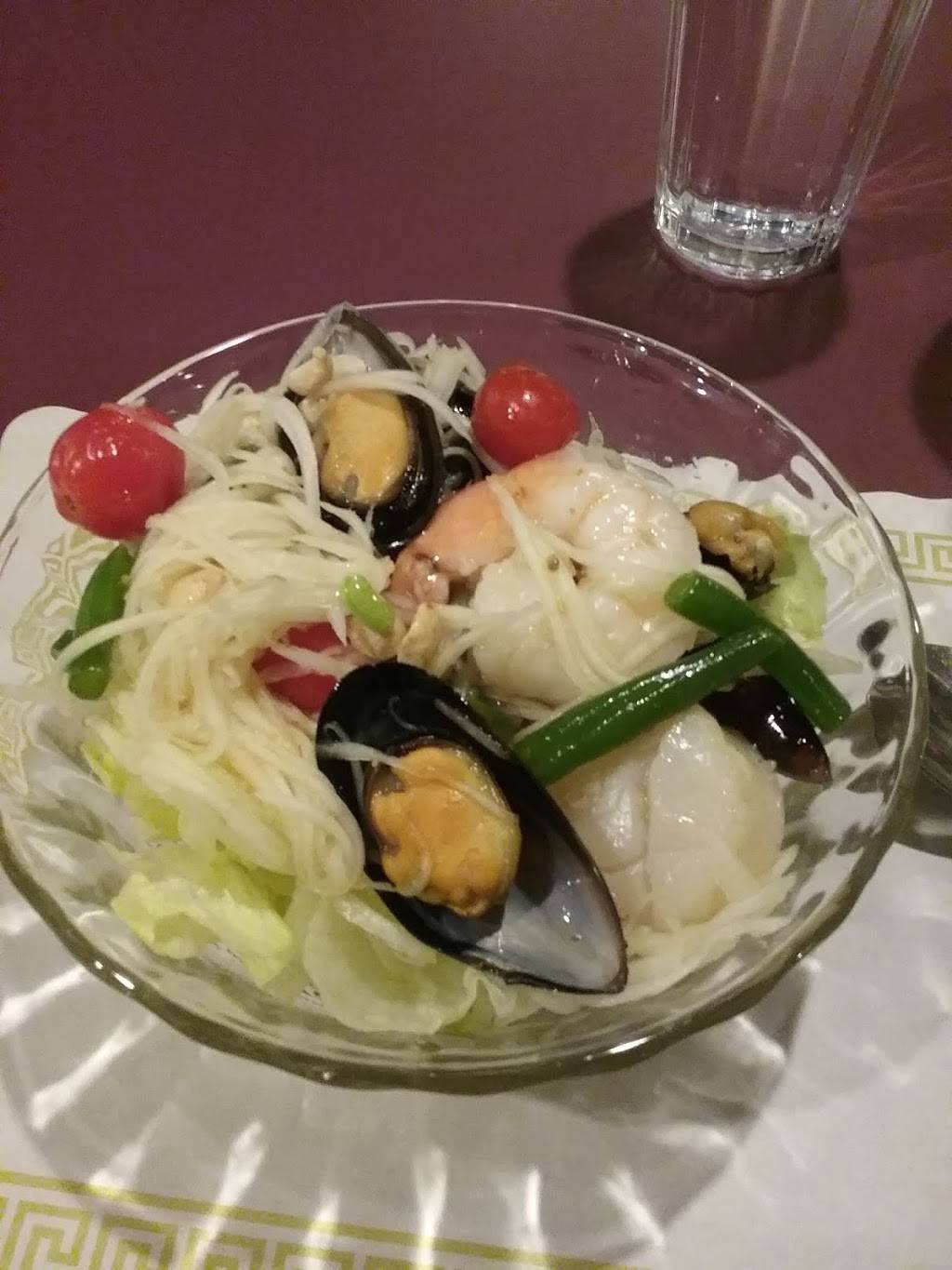 Jao Praya Thai Cuisine | restaurant | 299 Boston Turnpike, Bolton, CT 06043, USA | 8605120686 OR +1 860-512-0686