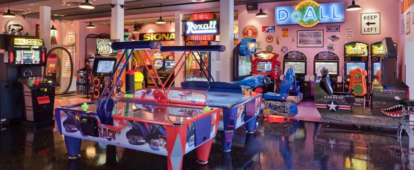 Corvette Diner | restaurant | 2965 Historic Decatur Rd, San Diego, CA 92106, USA | 6195421476 OR +1 619-542-1476