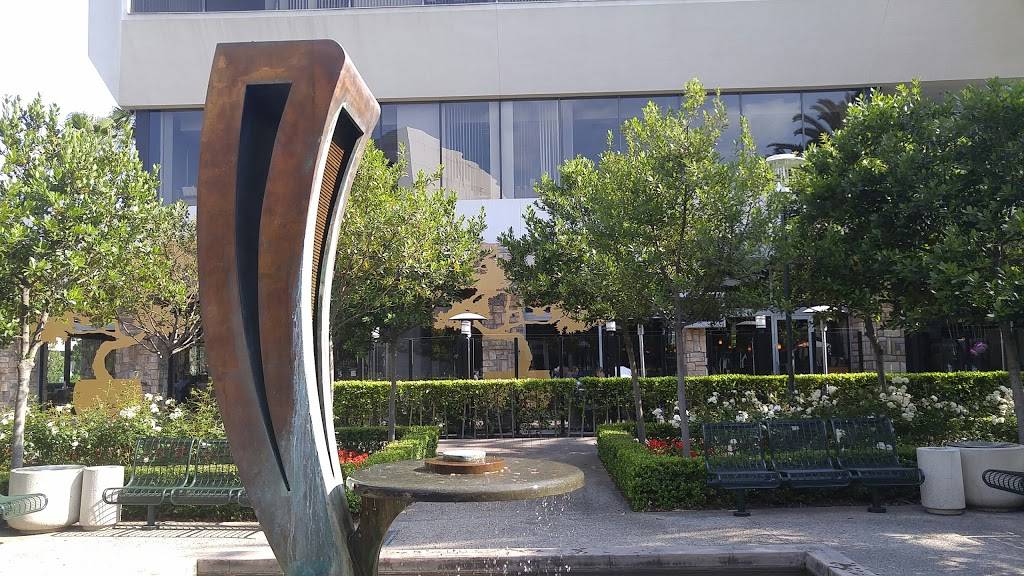 ArcLight Cinemas - Beach Cities | restaurant | 831 S Nash St, El Segundo, CA 90245, USA | 3236152550 OR +1 323-615-2550