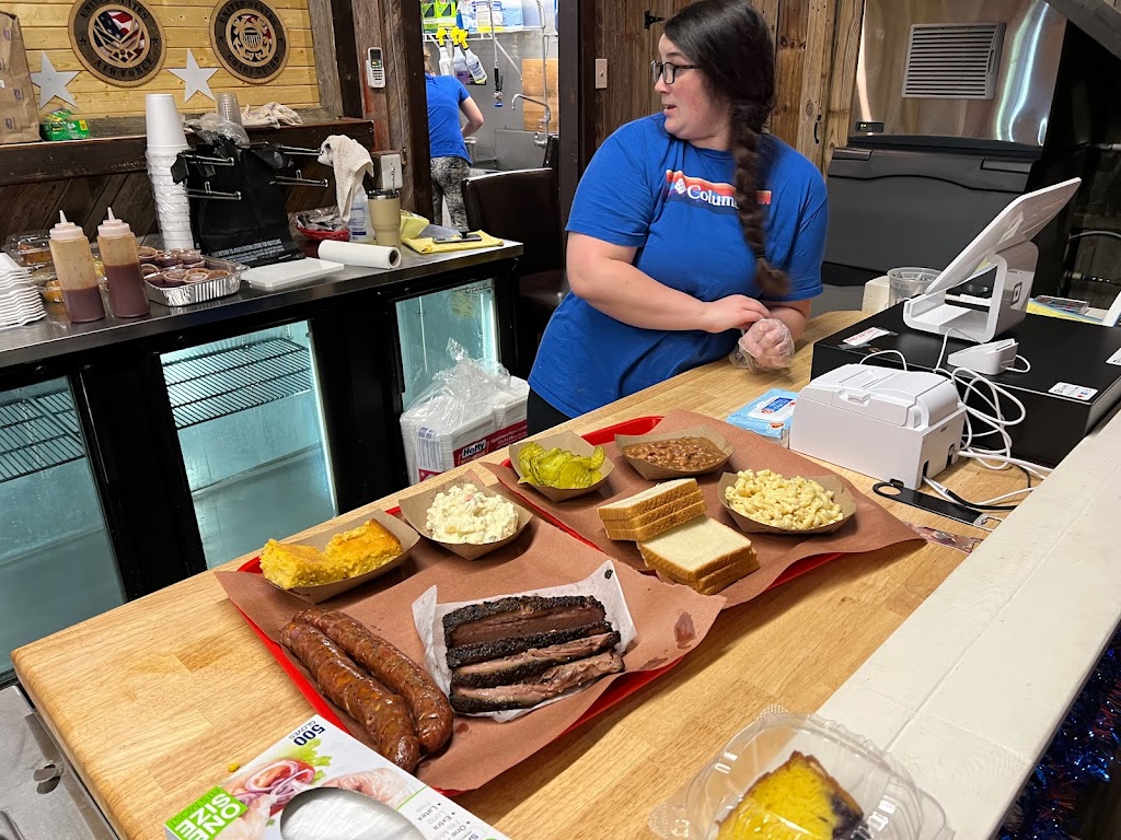 Whiskey Tango Foxtrot BBQ | restaurant | 4951 FM1283, Pipe Creek, TX 78063, USA | 8308500944 OR +1 830-850-0944