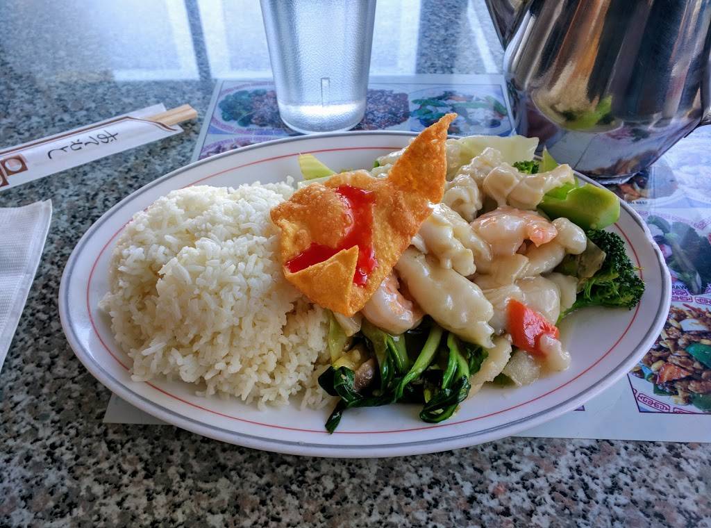 Chef Chens | restaurant | 820 Veterans Blvd, Redwood City, CA 94063, USA | 6502611377 OR +1 650-261-1377