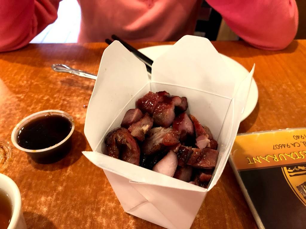 New Gold Medal Restaurant | restaurant | 389 8th St, Oakland, CA 94607, USA | 5104651940 OR +1 510-465-1940