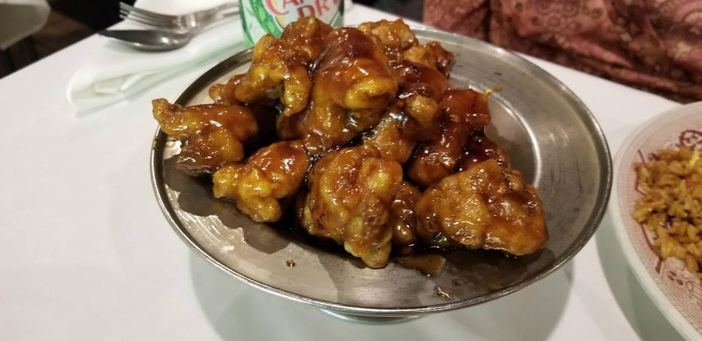 Li Wan | restaurant | 64-28 Metropolitan Ave, Middle Village, NY 11379, USA | 7184170808 OR +1 718-417-0808