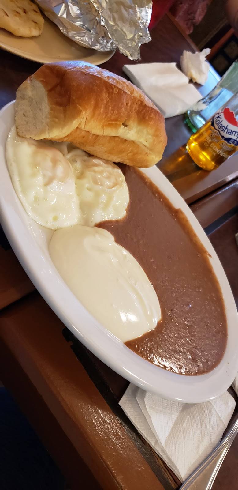 Salvadoreno Restaurant | restaurant | 720 N Main St, Las Vegas, NV 89101, USA | 7023853600 OR +1 702-385-3600