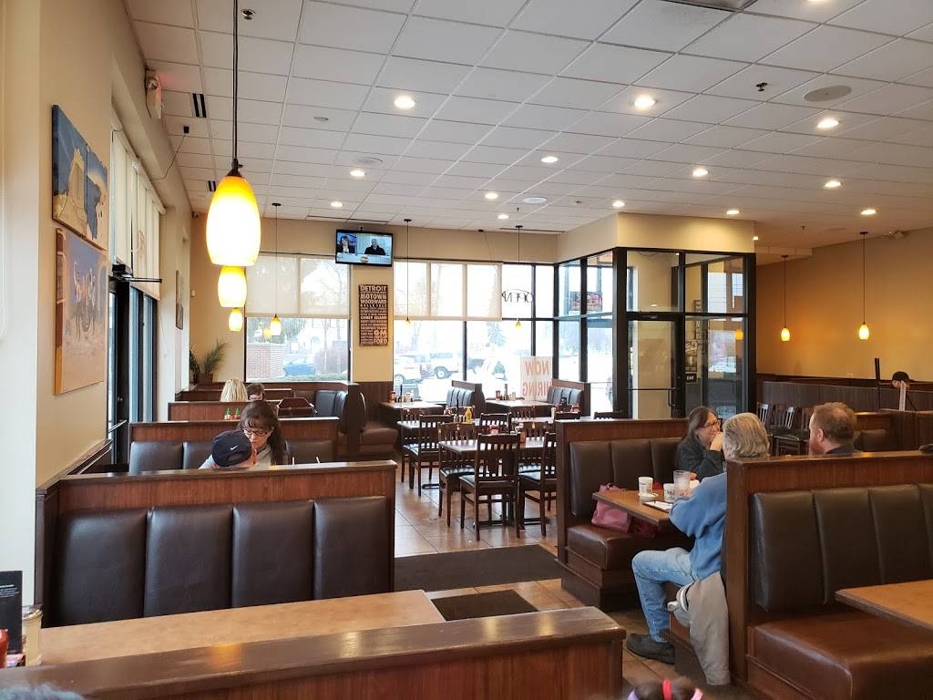 Novi Coney Island | restaurant | 25875 Novi Rd, Novi, MI 48375, USA | 2483803400 OR +1 248-380-3400