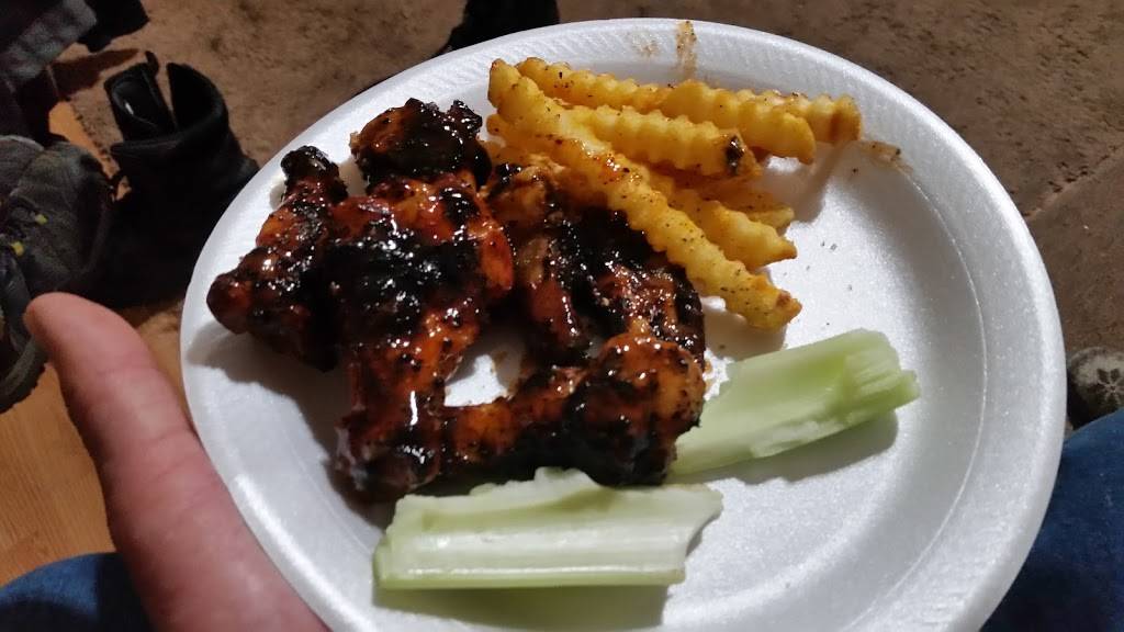 Twisted TAIL BBQ Catering | restaurant | 4240 Florance Rd, Ponder, TX 76259, USA | 9403909871 OR +1 940-390-9871